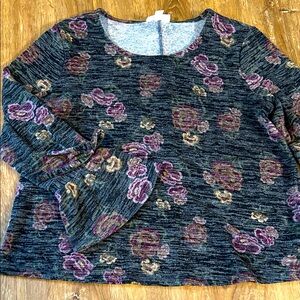 Style & Co. Gray Floral Knit Top